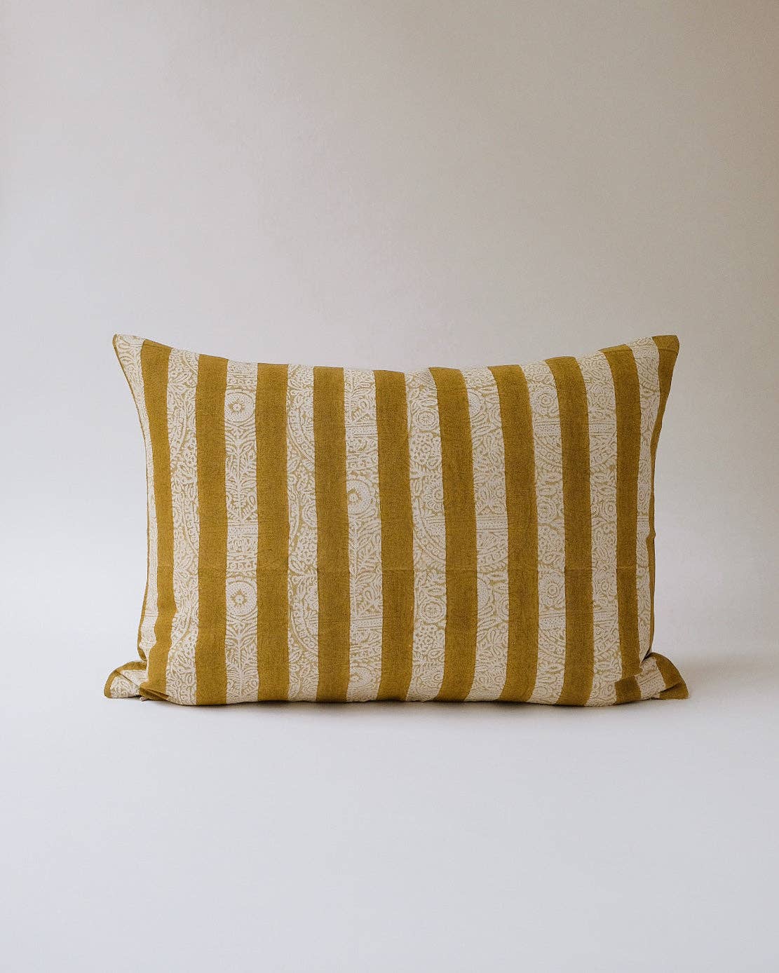Hand Block-printed Linen Pillowcase (Khaki Sage)